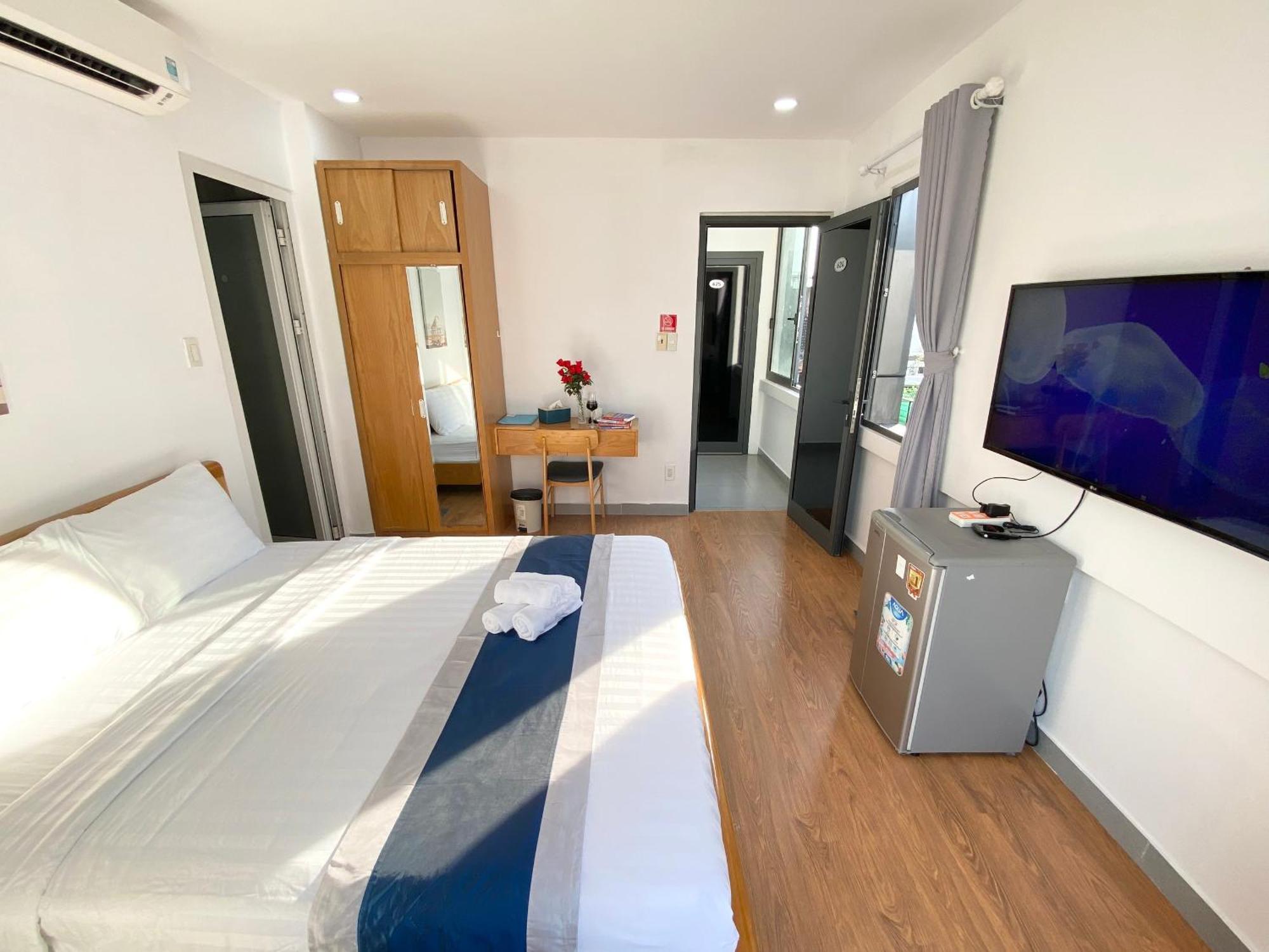 Aparthotel Away Minh Khai - Serviced *