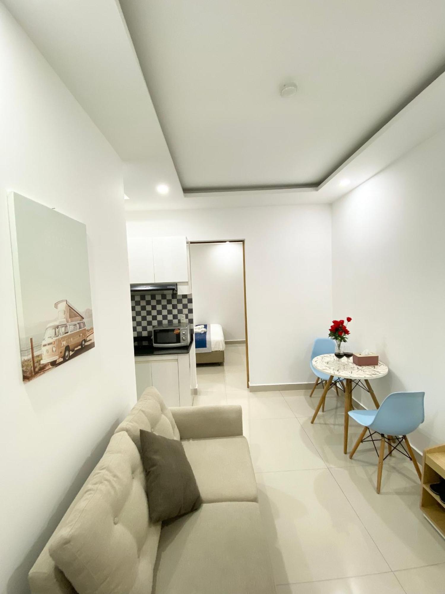 Aparthotel Away Minh Khai - Serviced *